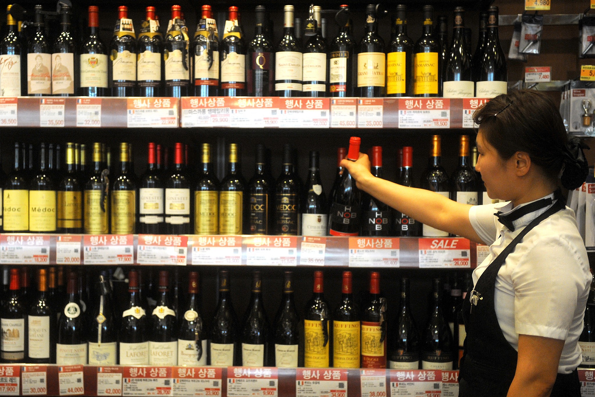 Koreans Drank More Wine in Q1 2021 As Imports Doubled
