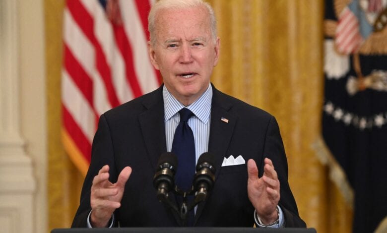 US Senators Urge Biden To Get China's Wine Tariffs Lifted